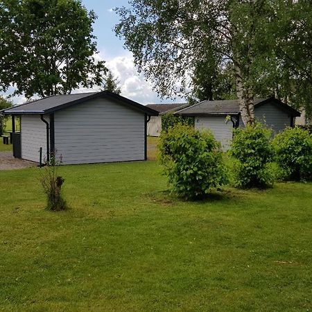 Backgardens Stugby Villa Axvall Bagian luar foto
